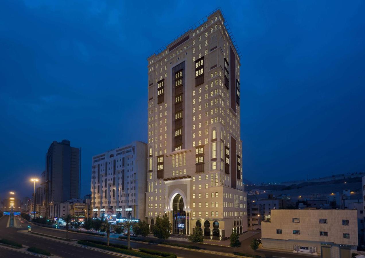 Park Inn by Radisson Makkah Aziziyah Mecca Bagian luar foto The hotel in 2015